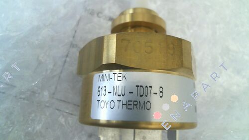 MODEL 613-NLU-TD07-B Senzor de nivel